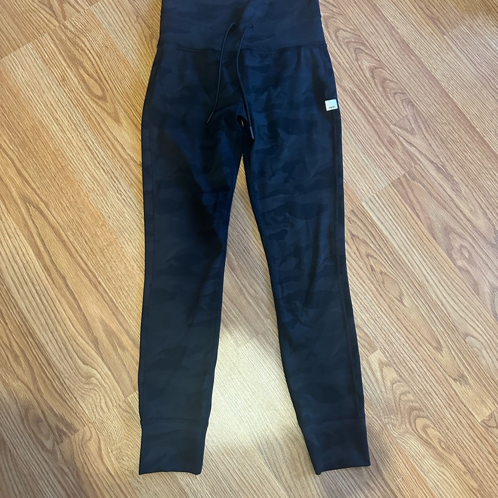 Vuori Daily Leggings Black Camouflage